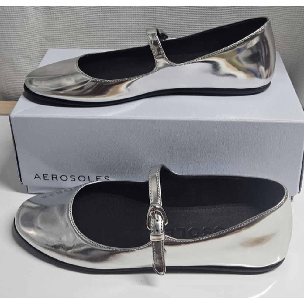 Aerosoles Women's Perry Mary Jane Flat, Silver Mirror Metallic PU upper Sz 7.5M